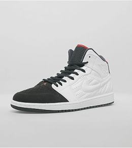 Jordan 1 Retro '99 - 76 €